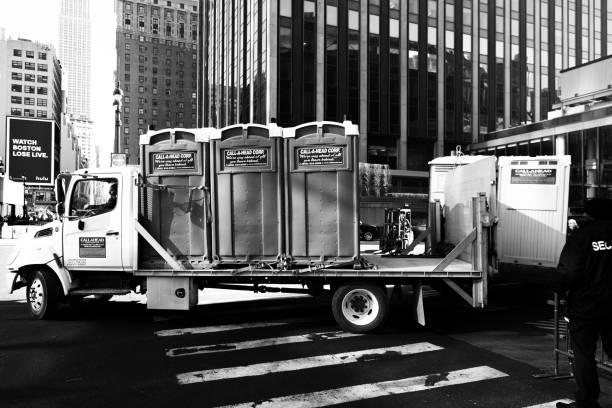 Portable Toilet Options We Offer in Dacono, CO